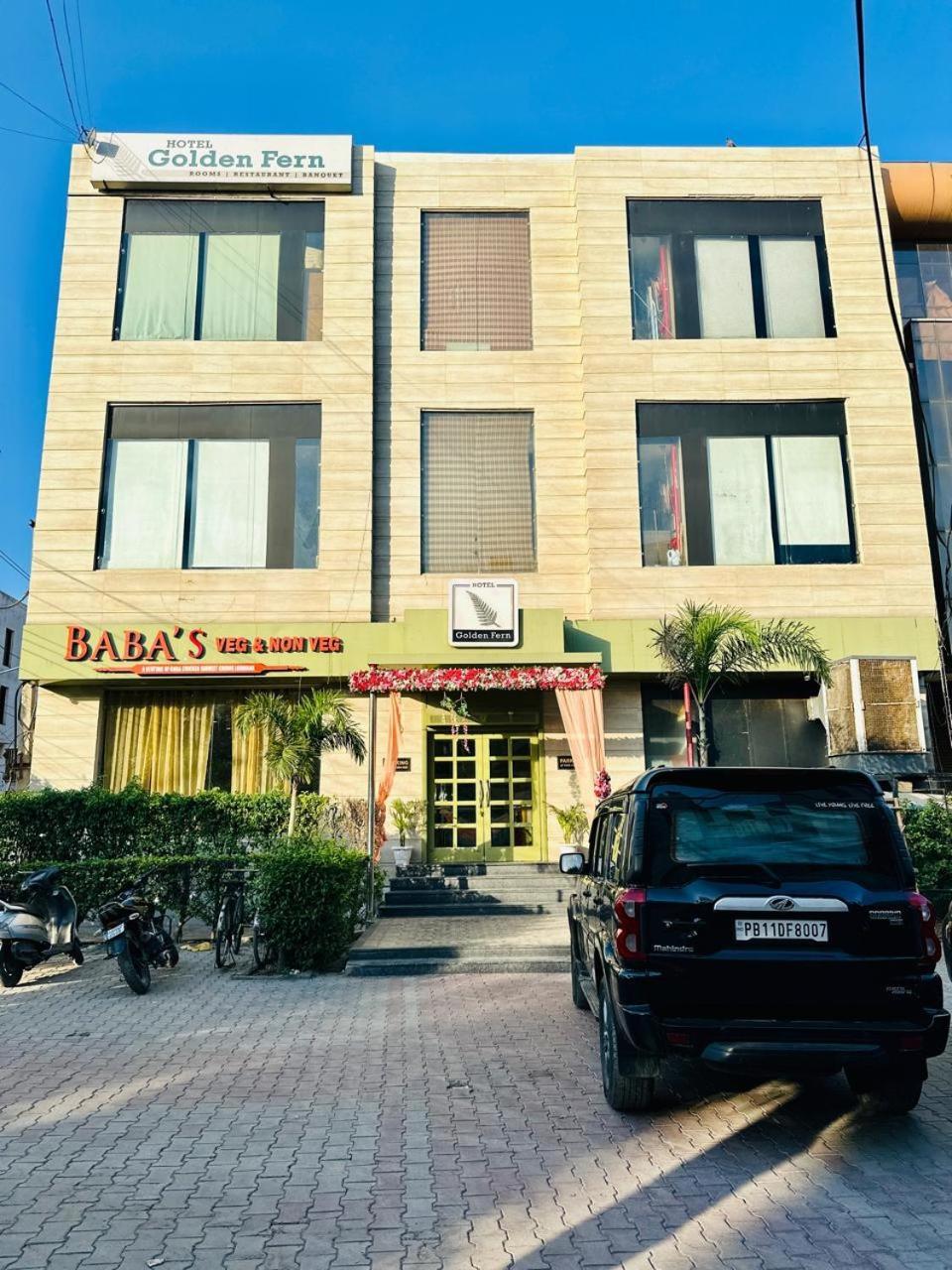 Hotel Golden Fern Patiāla Exterior foto